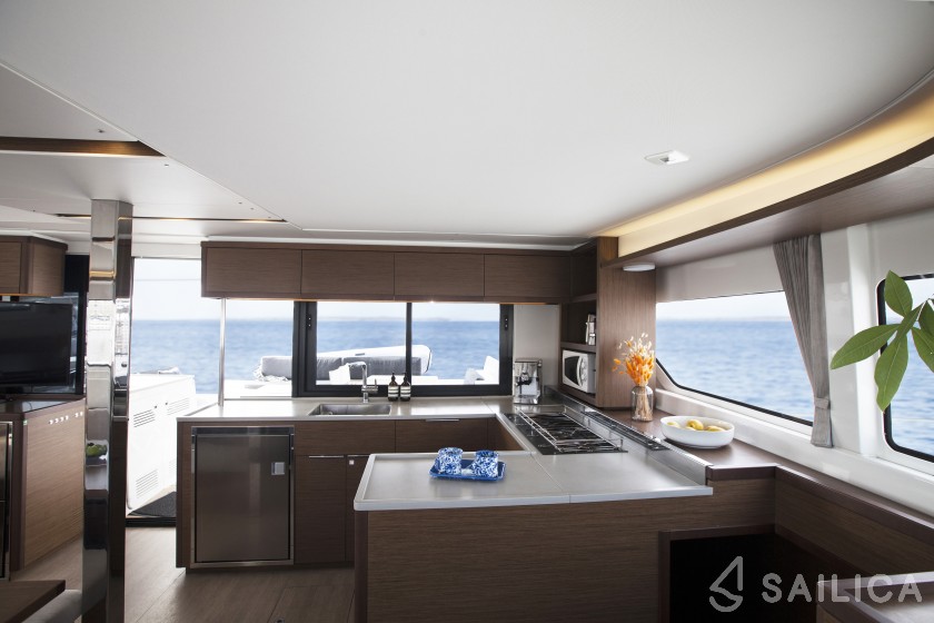 Lagoon 46  - Yacht Charter Sailica