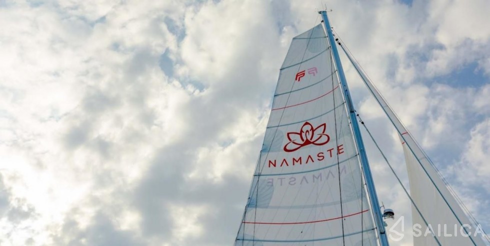 Samana 59 - Yacht Charter Sailica