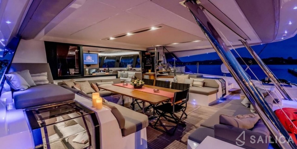 Samana 59 - Yacht Charter Sailica