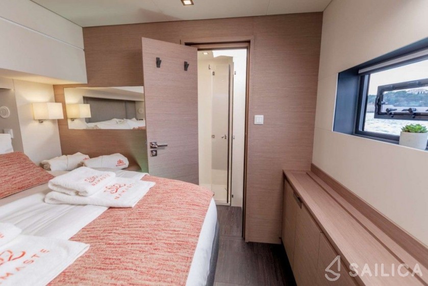 Samana 59 - Yacht Charter Sailica