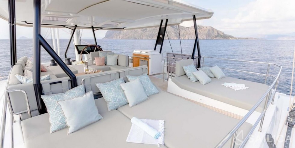 Samana 59 - Yacht Charter Sailica