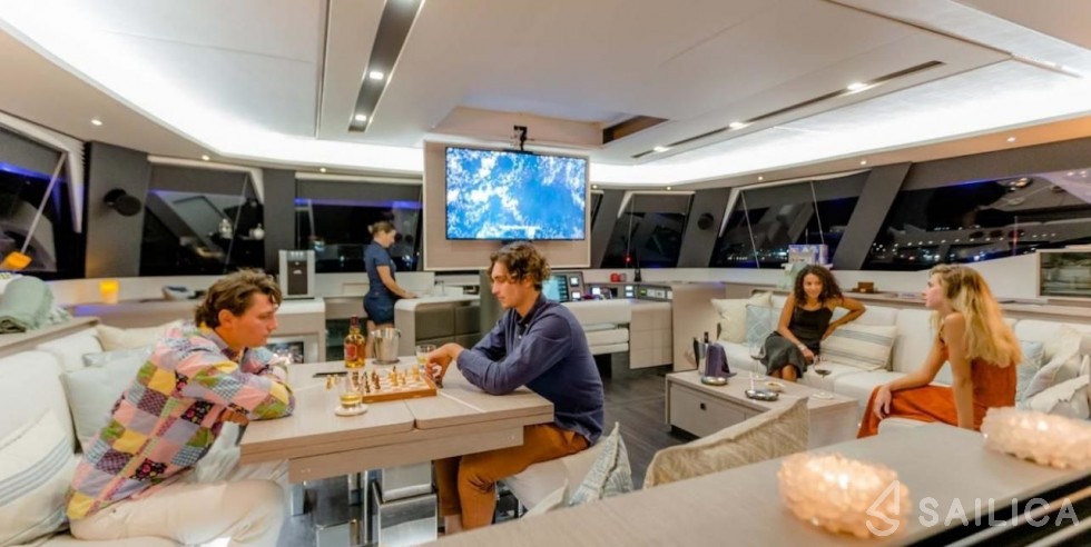 Samana 59 - Yacht Charter Sailica