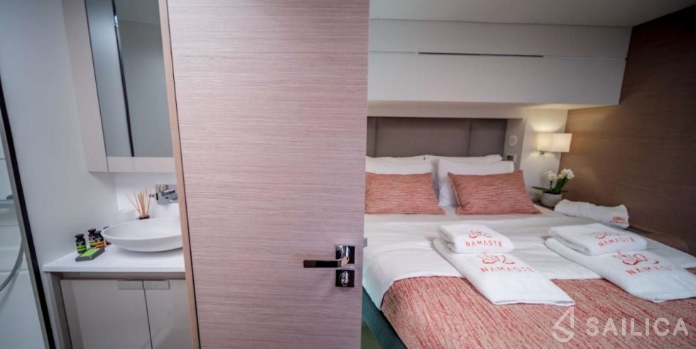 Samana 59 - Yacht Charter Sailica