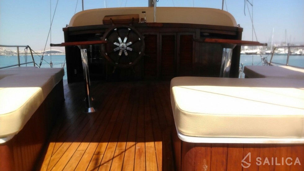 Gulet - Yacht Charter Sailica