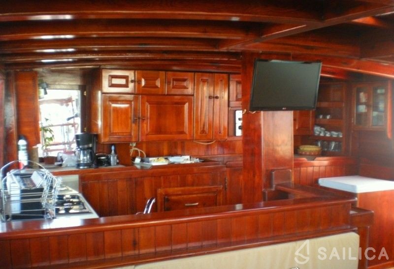 Gulet - Yacht Charter Sailica