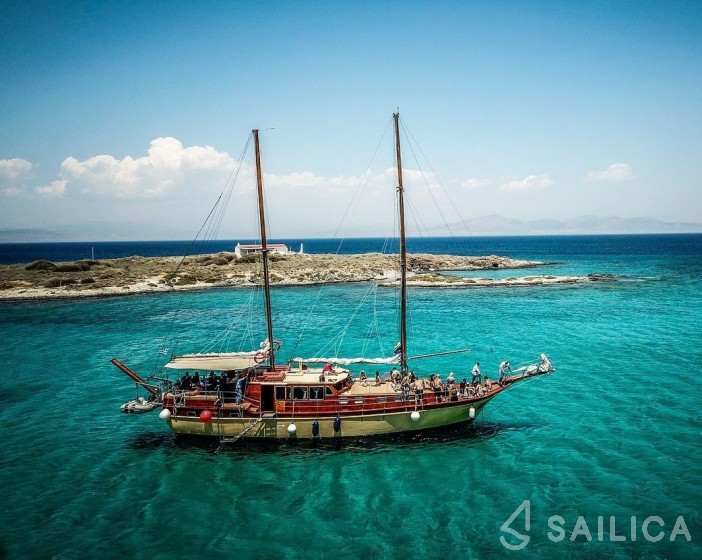 Gulet - Yacht Charter Sailica
