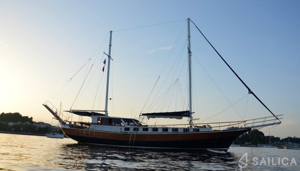 Gulet - Yacht Charter Sailica