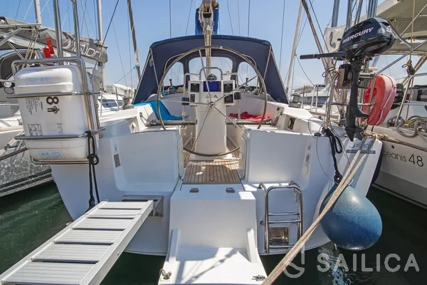 Hanse 400 - Yacht Charter Sailica
