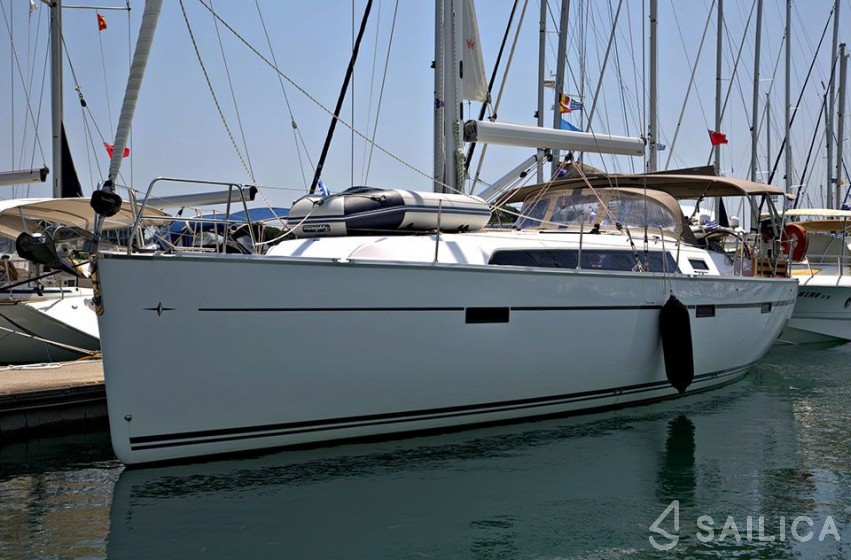Bavaria 46 Cruiser - Yacht Charter Sailica