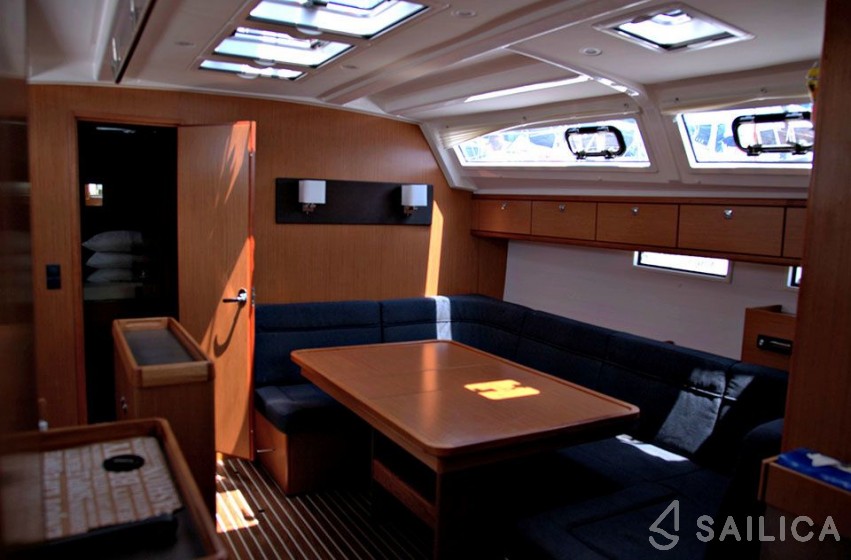 Bavaria 46 Cruiser - Yacht Charter Sailica