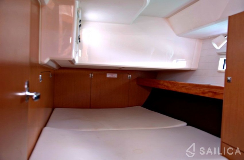 Bavaria 46 Cruiser - Yacht Charter Sailica