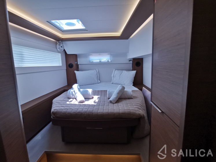 Lagoon 46  - Yacht Charter Sailica