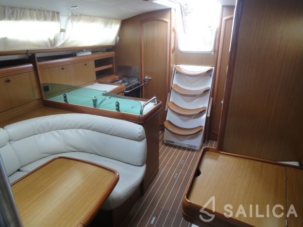 Sun Odyssey 36i - Yacht Charter Sailica