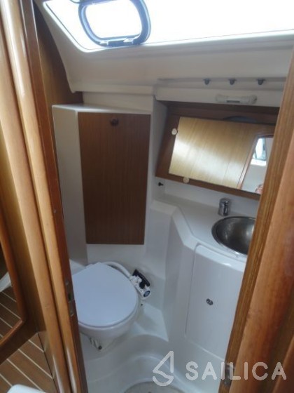 Sun Odyssey 36i - Yacht Charter Sailica