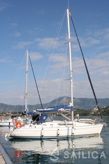 Sun Odyssey 37 - Yacht Charter Sailica
