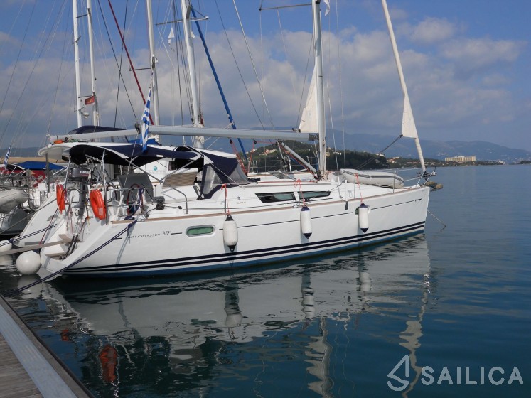Sun Odyssey 39i - Yacht Charter Sailica