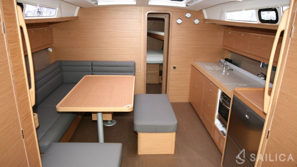 Dufour 460 GL - Yacht Charter Sailica