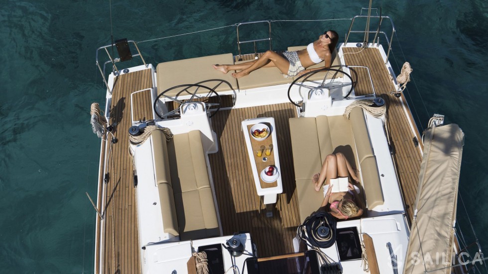 Dufour 460 GL - Yacht Charter Sailica