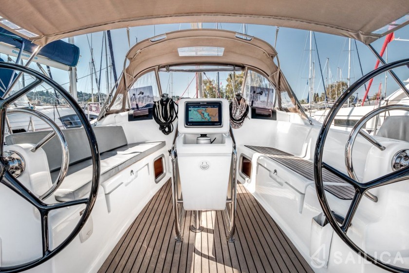 Sun Odyssey 419 - Yacht Charter Sailica