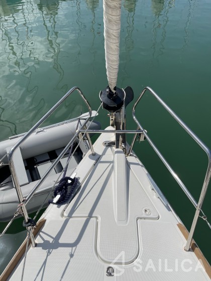 Sun Odyssey 419 - Yacht Charter Sailica