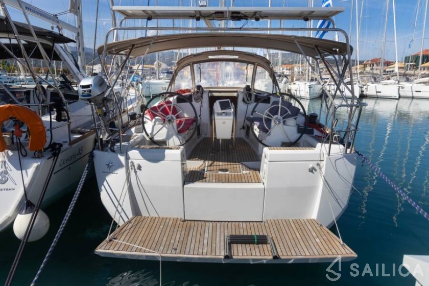 Sun Odyssey 419 - Yacht Charter Sailica