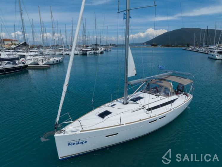 Sun Odyssey 419 - Yacht Charter Sailica