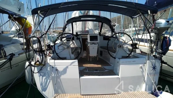Sun Odyssey 419 - Yacht Charter Sailica
