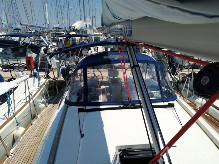 Sun Odyssey 419 - Yacht Charter Sailica