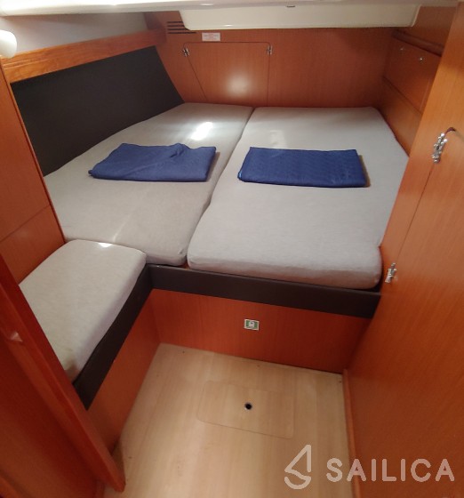 Bavaria Cruiser 56 - Yacht Charter Sailica