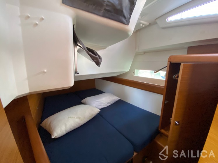 Sun Odyssey 479 - Yacht Charter Sailica
