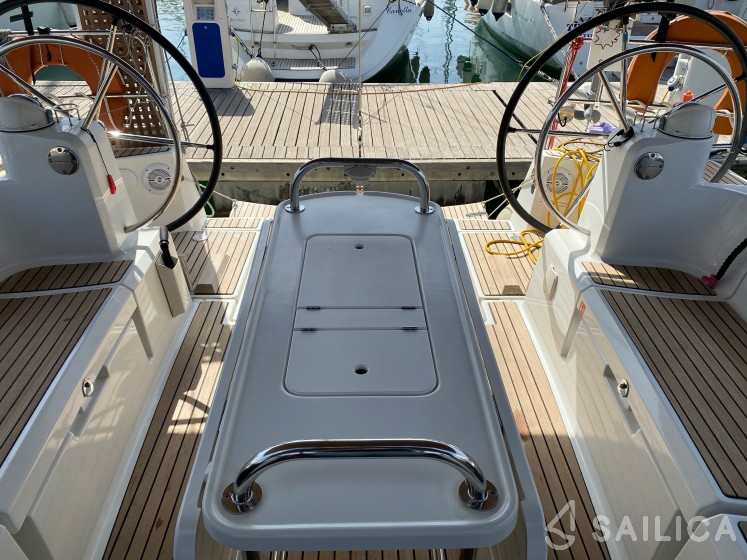 Sun Odyssey 479 - Yacht Charter Sailica