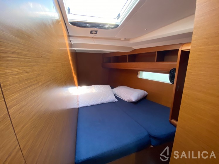 Sun Odyssey 479 - Yacht Charter Sailica