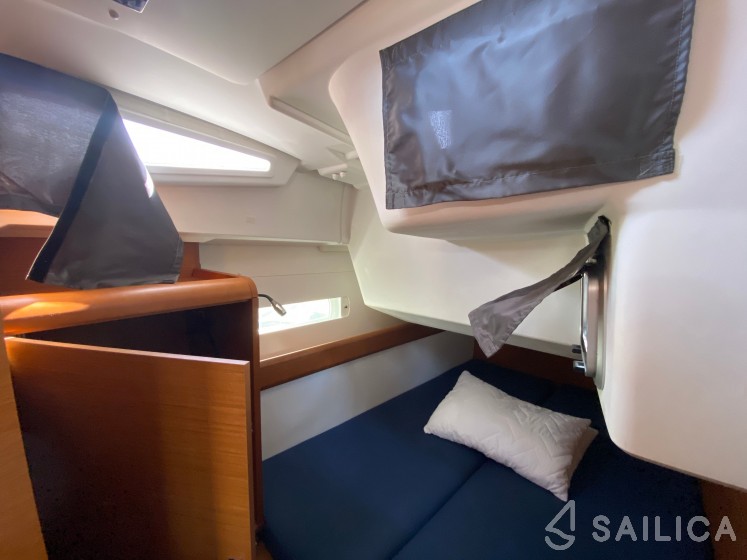 Sun Odyssey 479 - Yacht Charter Sailica