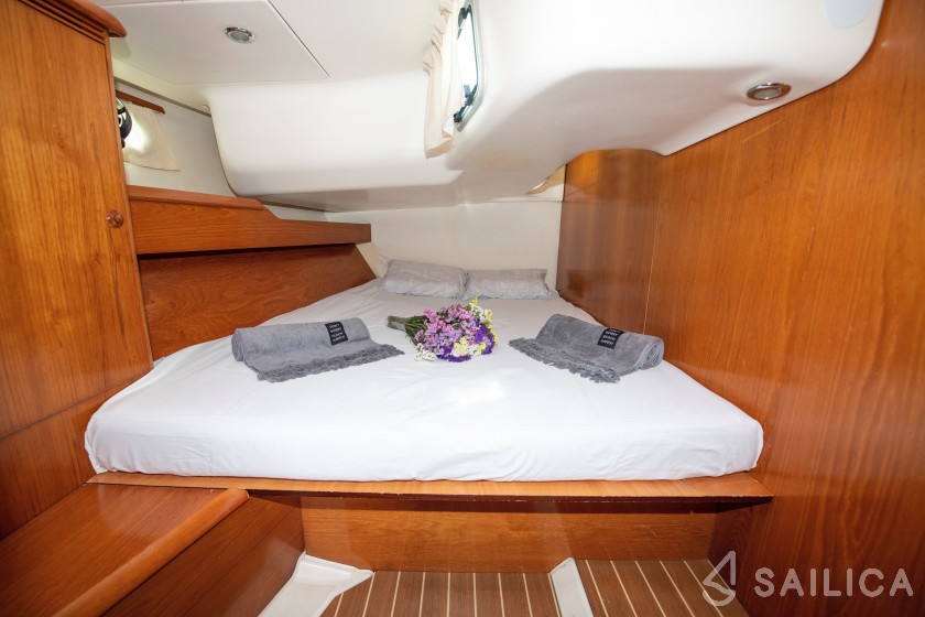 Sun Odyssey 49 - Yacht Charter Sailica