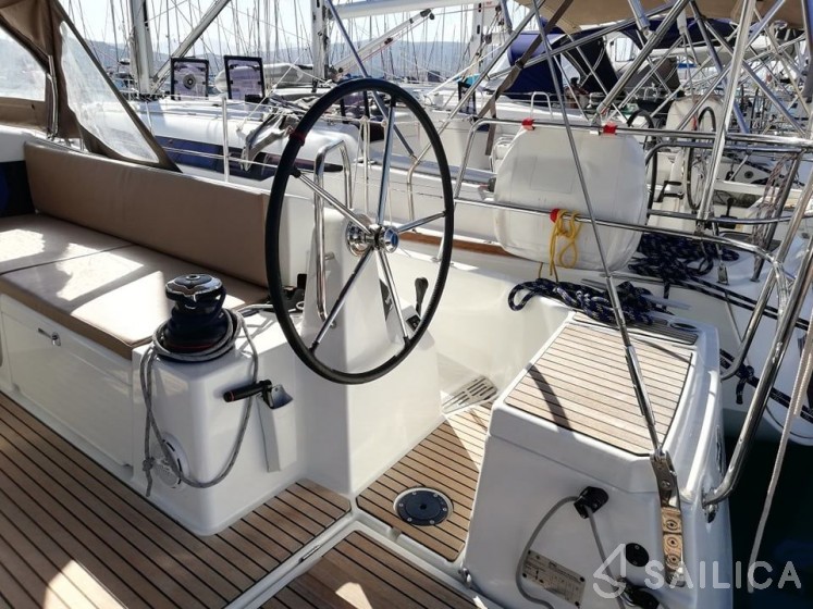 Sun Odyssey 490 - Yacht Charter Sailica