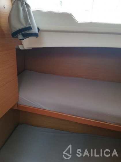 Sun Odyssey 490 - Yacht Charter Sailica