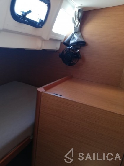 Sun Odyssey 490 - Yacht Charter Sailica