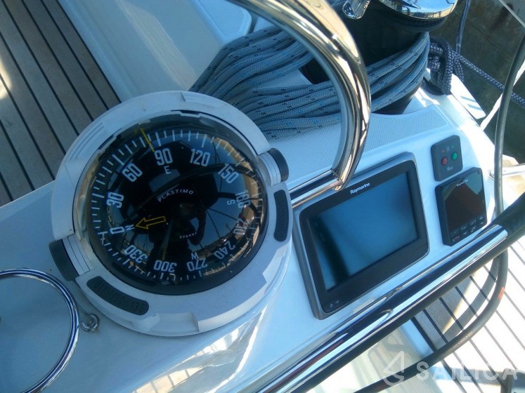 Sun Odyssey 519 - Yacht Charter Sailica