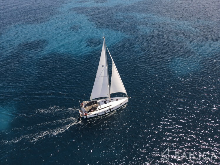 Sun Odyssey 410 - Yacht Charter Sailica