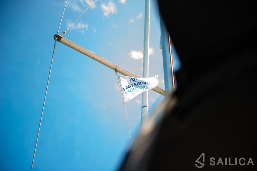 Sun Odyssey 410 - Yacht Charter Sailica