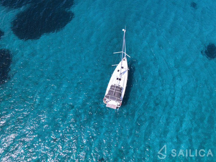 Sun Odyssey 410 - Yacht Charter Sailica