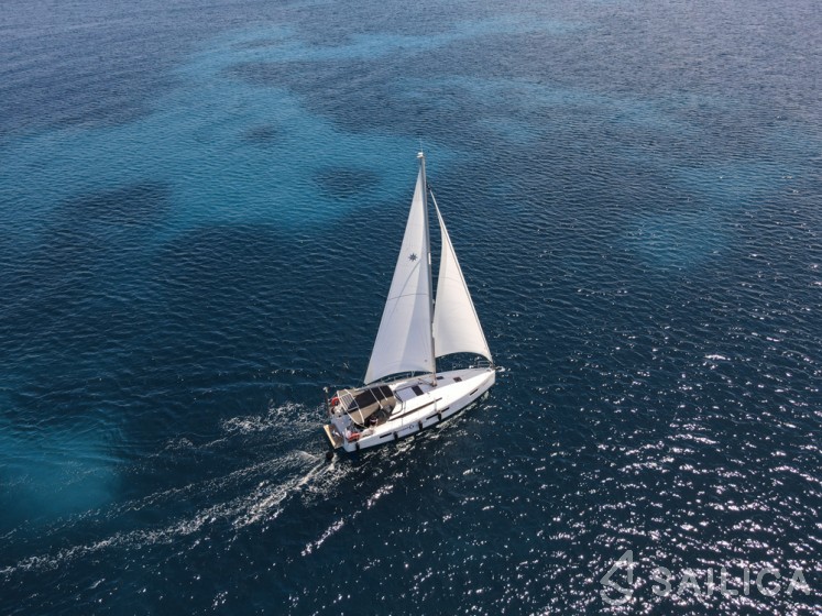 Sun Odyssey 410 - Yacht Charter Sailica