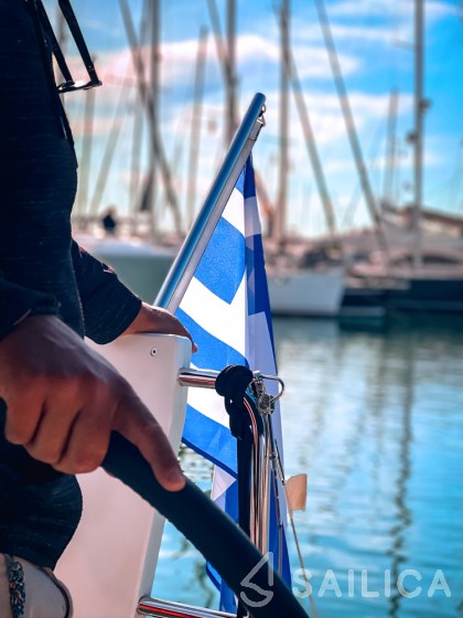 Sun Odyssey 410 - Yacht Charter Sailica