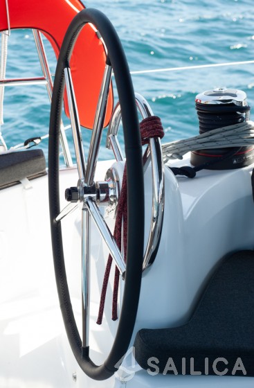 Sun Odyssey 410 - Yacht Charter Sailica