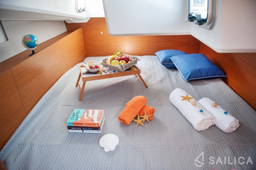 Sun Odyssey 490 - Yacht Charter Sailica