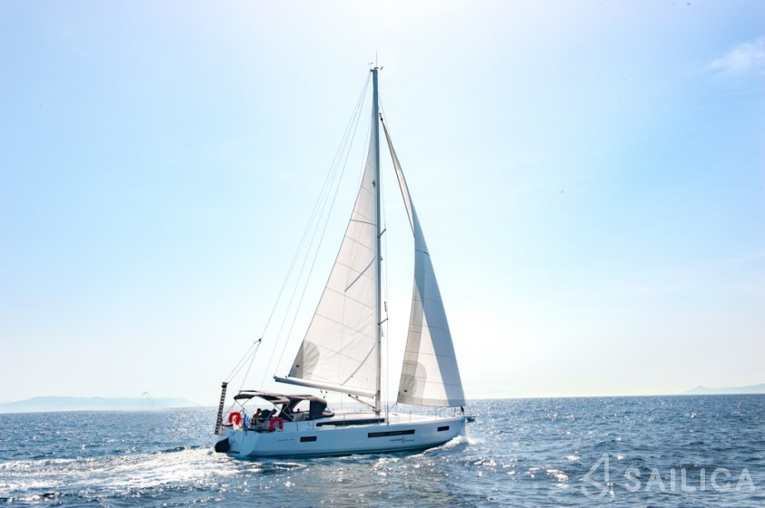 Sun Odyssey 490 - Yacht Charter Sailica
