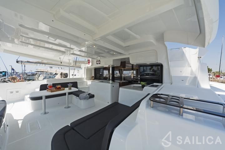 Lagoon 46  - Yacht Charter Sailica