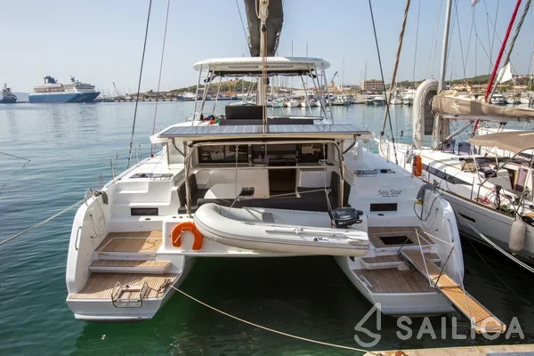 Lagoon 46  - Yacht Charter Sailica