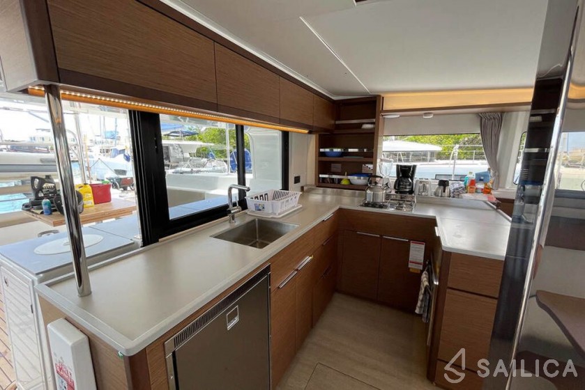 Lagoon 46  - Yacht Charter Sailica