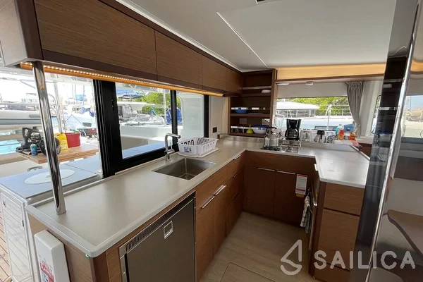Lagoon 46  - Yacht Charter Sailica